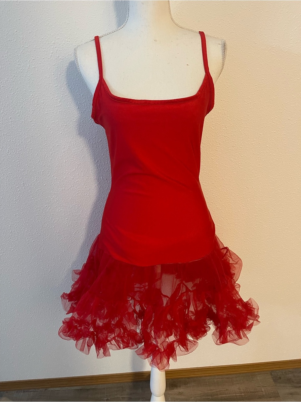 Leg avenue women’s m/l Red Ruffled Tulle Slip Dress